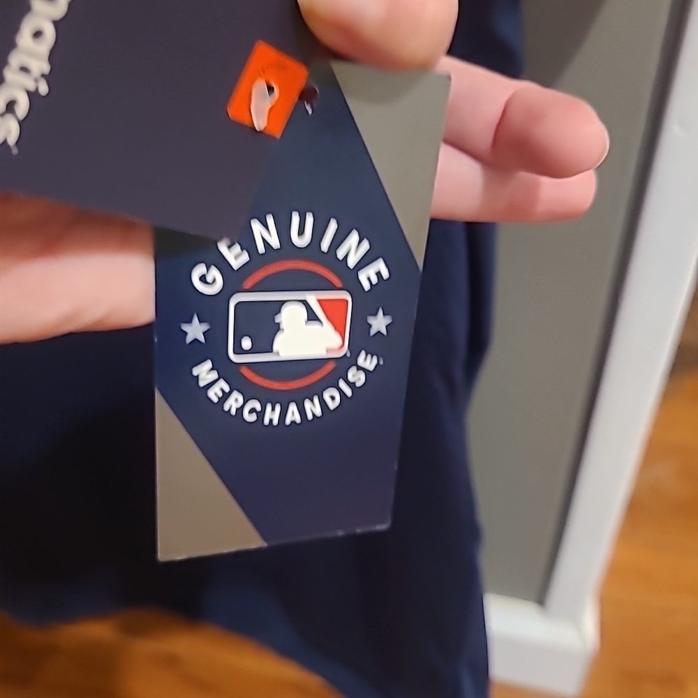 Cleveland Indians Women's V-Neck Jersey T-Shirt Size XL Fanatics  MLB NWT - Picture 4 of 7